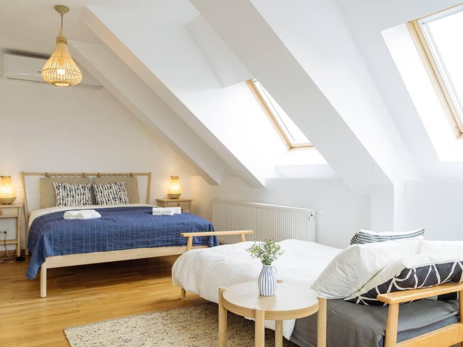 Vivando - Cosy Double Studio B + Parking Apartment